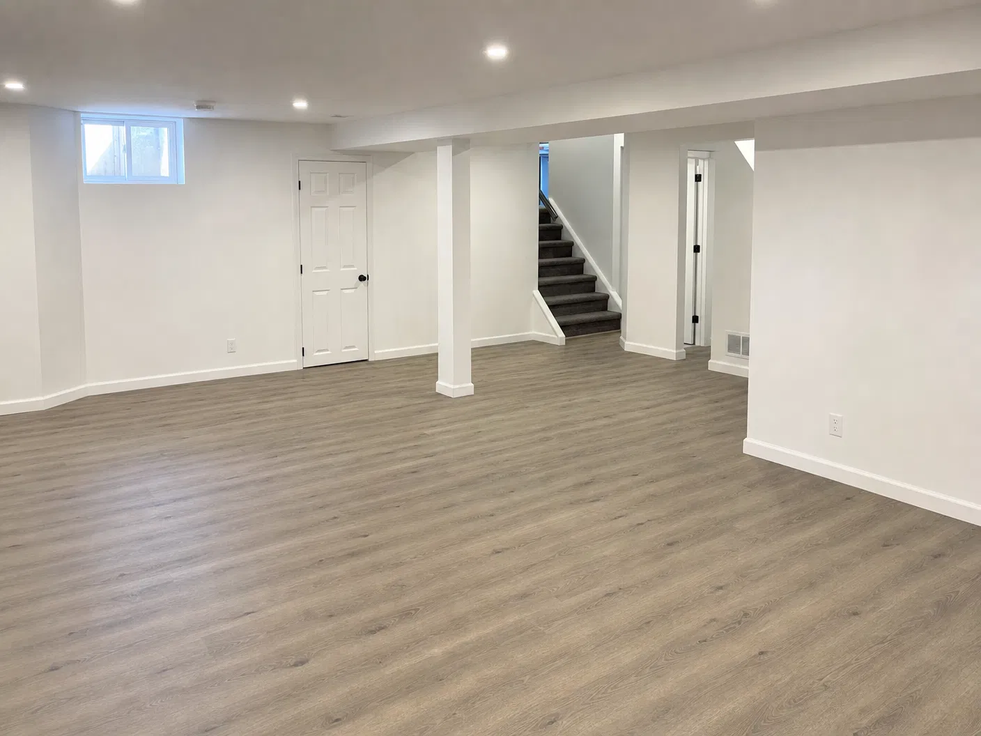 Water damage restoration before and after - after